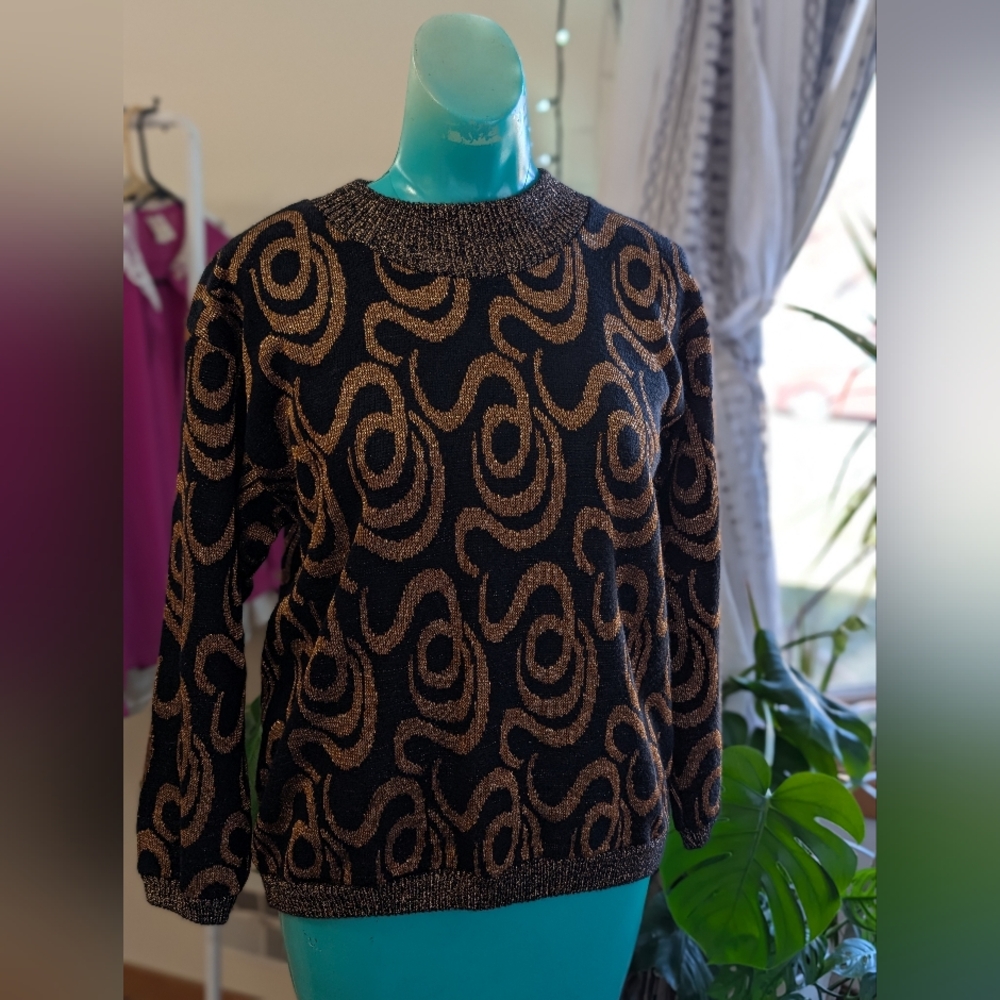 Vintage Gold Detailed Sweater
